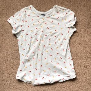 Spicy Old Navy pepper tee